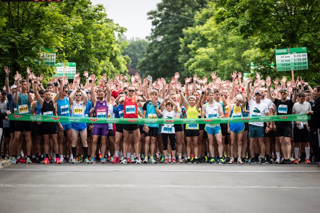 Maratona treh src se je udeležilo več kot 7000 tekačic in tekačev. FOTO: Oste Bakal