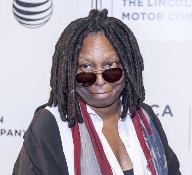 Whoopi Goldberg je v eliti tistih, ki so osvojili vsa najvišja priznanja zabavne industrije – oskarja, emmyja, grammyja in tonyja. FOTO: Shutterstock