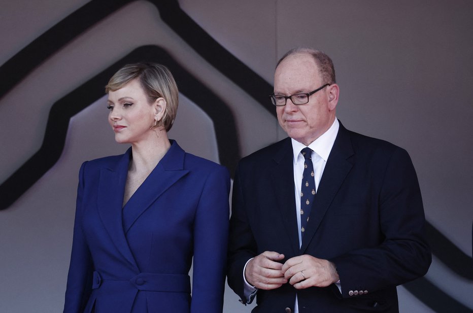 Fotografija: Veliko nagrado Monaka sta spremljala princ Albert in princesa Charlene. FOTO: Benoit Tessier/Reuters