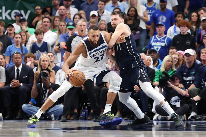  Rudy Gobert in Luka Dončić FOTO: Via Reuters Con