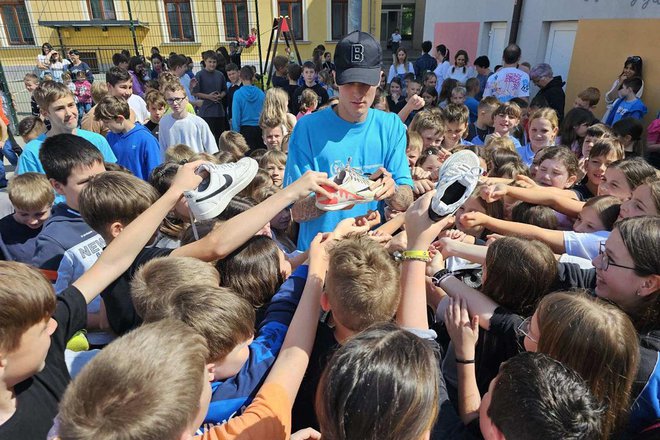 Evforija na šoli je bila nepopisna. FOTO: Zoran Čulk