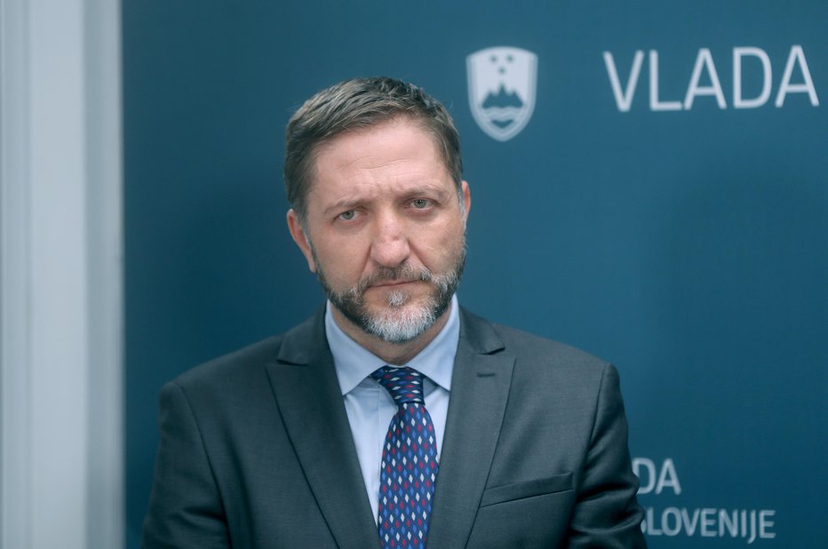 Fotografija: Finančni minister Klemen Boštjančič. FOTO: Blaž Samec