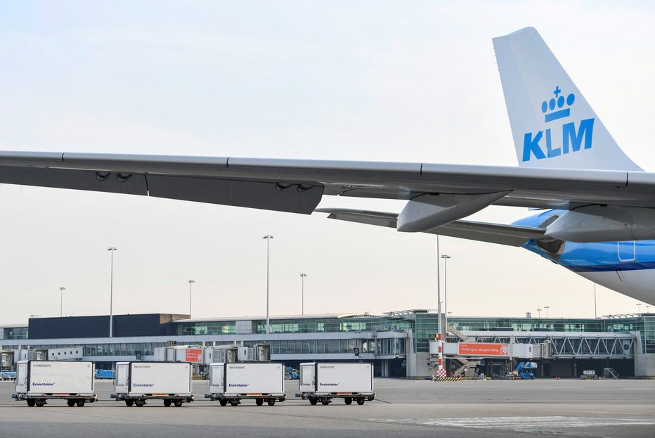 Fotografija: Zgodilo se je na letališču Schiphol. FOTO: Piroschka Van De Wouw Reuters