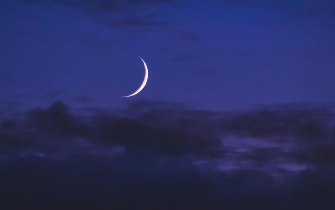 Luna pada, čas je, da spustimo, se prepustimo. FOTO: Pavel Byrkin/Getty Images