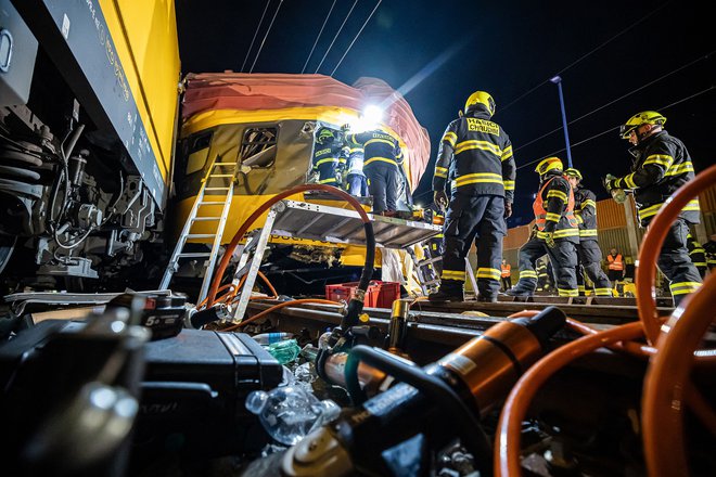 Vlak je bil na poti v mesto Chop na zahodu Ukrajine. FOTO: Michal Fanta Afp