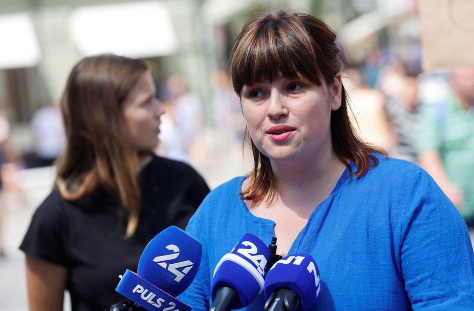 Fotografija: Nika Kovač med konferenco. FOTO: Borut Zivulovic Reuters