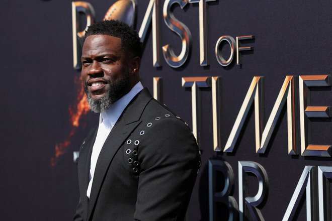 Dogodek je povezoval Kevin Hart, ki je znan po ostrem jeziku. FOTO: Mario Anzuoni/Reuters