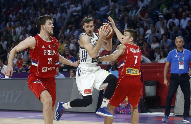 Najslajša zmaga proti Srbom je bila v finalu evropskega prvenstva v košarki leta 2017. FOTO: Blaž Samec