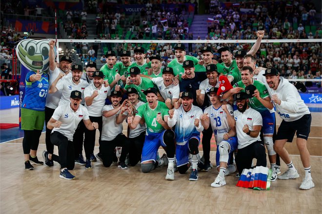 Zgodovinski uspeh! Slovenci gredo v Pariz! FOTO: Odbojkarska zveza Slovenije 