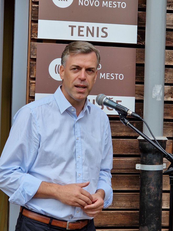 Gregor Macedoni meni, da je Silvo Mesojedec zlorabil svojo svetniško funkcijo. FOTO: Tanja Jakše Gazvoda