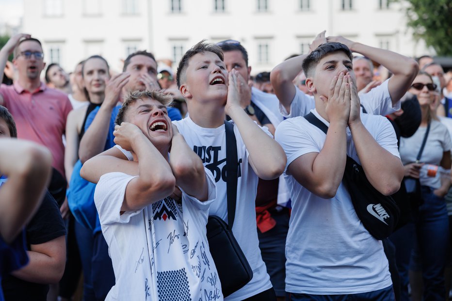 Fotografija: Navijanje v Ljubljani, nogomet Slovenija - Danska, 16-6-2024 FOTO: Črt Piksi