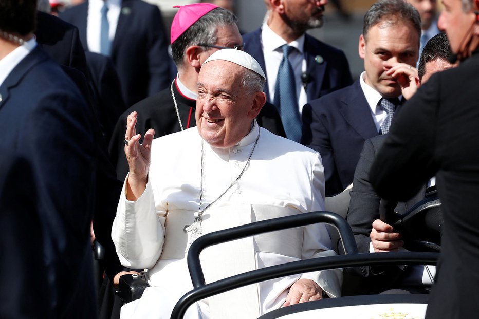 Fotografija: Papežev prvi obisk Trsta FOTO: Alessandro Garofalo Reuters