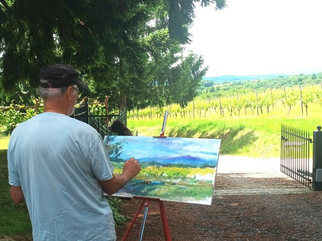 Na platno ujet vinogradniški motiv FOTO: Nada Holc