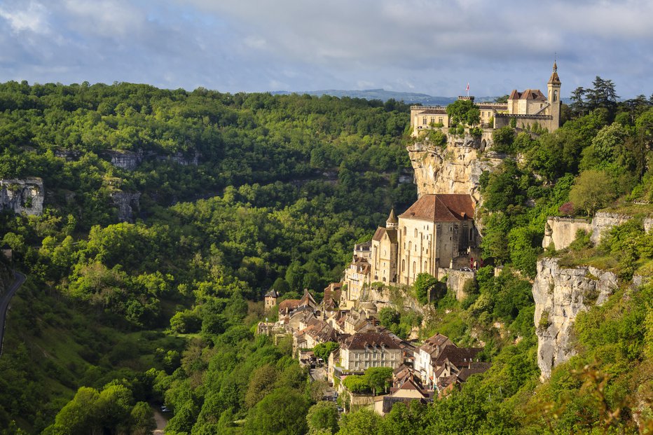 Fotografija: Bil je ena glavnih atrakcij vasi Rocamadour. FOTO: Rrrainbow/getty Images