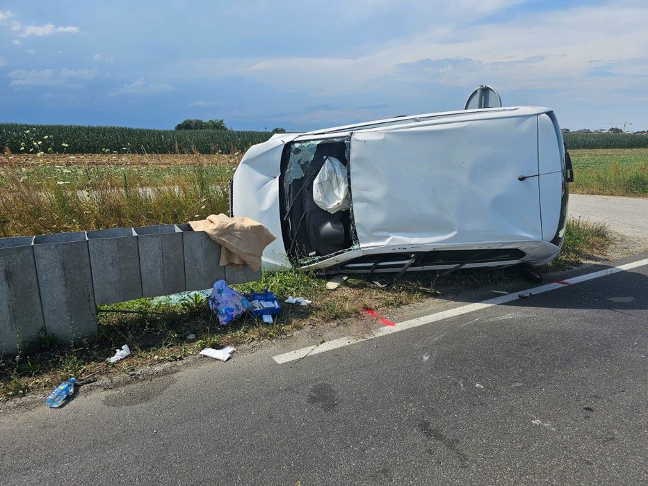 Fotografija: Zgodilo se je na ravni cesti med Mursko Soboto in Bakovci. FOTO: Pgd Ms