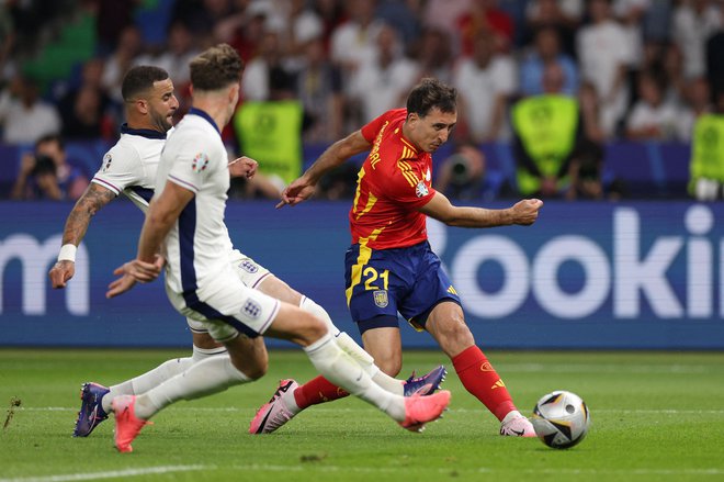 Mikel Oyarzabal je zadel zmagovalni gol. FOTO: Adrian Dennis Afp