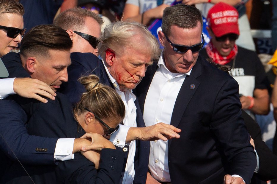 Fotografija: Gledalci smo lahko v živo spremljali poskus atentata. FOTO: AFP