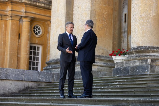 Robert Golob se je srečal tudi z britanskim ministrskim predsednikom Keirom Starmerjem. FOTO: Kabinet Predsednika Vlade 