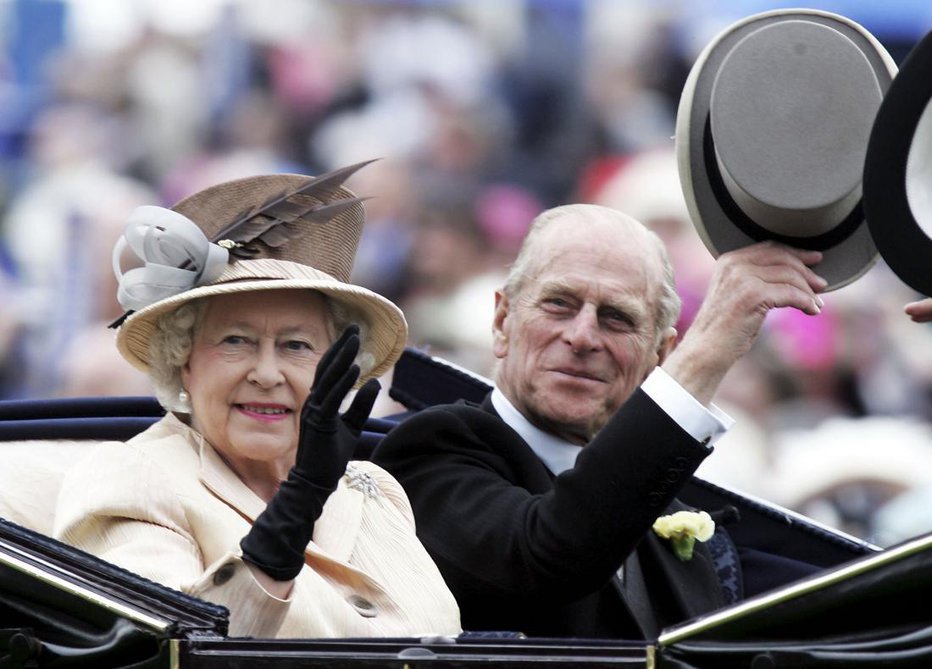 Fotografija: V pismu, ki prihaja na dražbo, se je kraljica Elizabeta II. zahvalila posebni osebi.  FOTO: Gettyimages