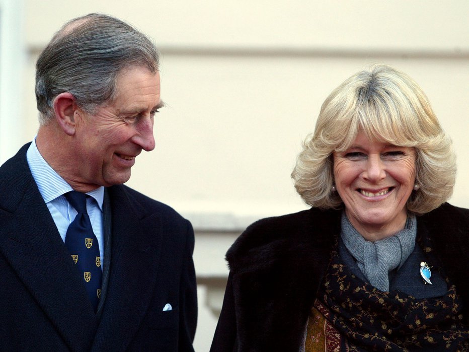 Fotografija: Prestolonaslednik Charles in Camilla Parker Bowles sta se zaročila februarja 2005, poročila sta se 9. aprila istega leta. FOTO: Stephen Hird, Reuters Pictures