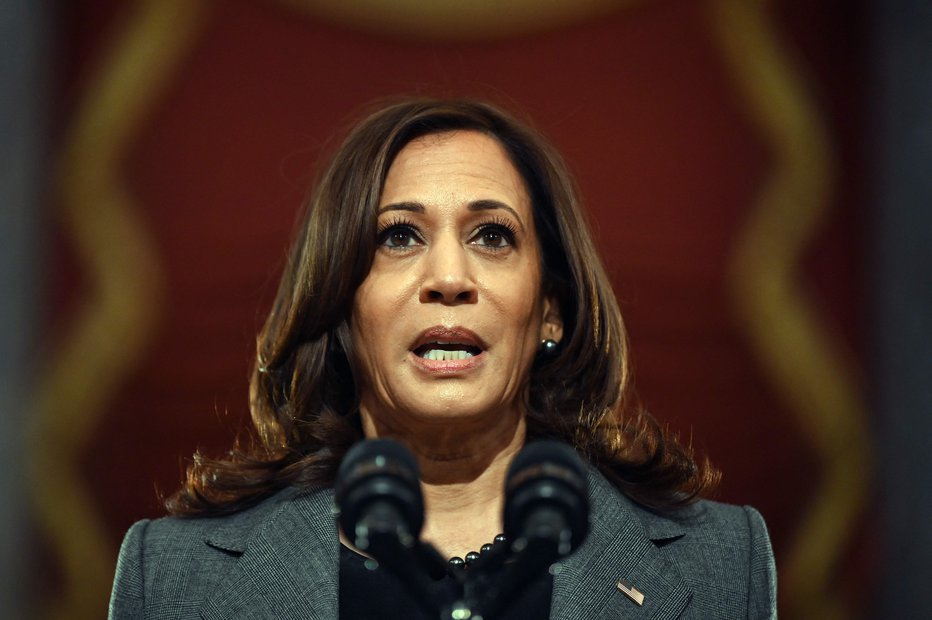 Fotografija: Podpredsednica in morebitna kandidatka Kamala Harris. FOTO: Jim Watson Afp