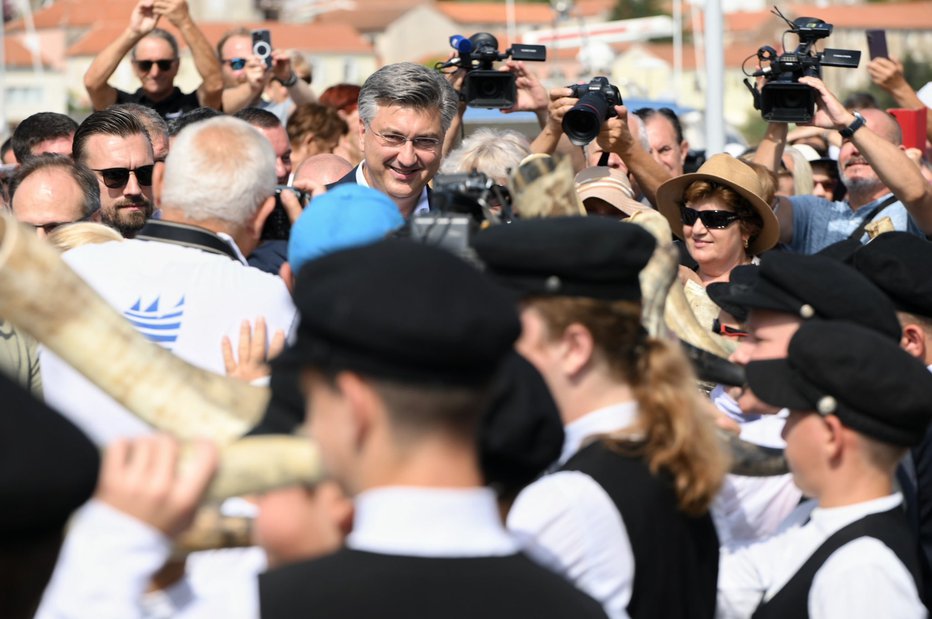 Fotografija: V Saliju so ga pričakali z navdušenjem. FOTO: Hrvaška vlada