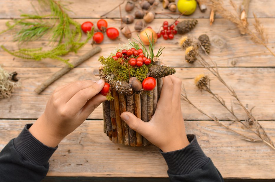 Fotografija: S paličicami oblepimo kozarec ali pločevinko. FOTO: Irina Starikova/getty Images