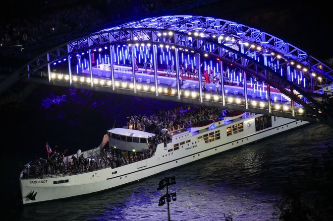 Otvoritvena slovesnost je po mnenju mnogih trajala predolgo. FOTO: Petr David Josek/Reuters