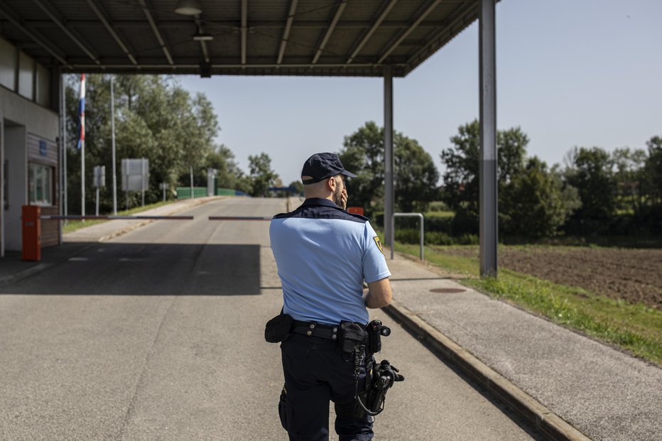 Fotografija: Simbolična fotografija. FOTO: Voranc Vogel 