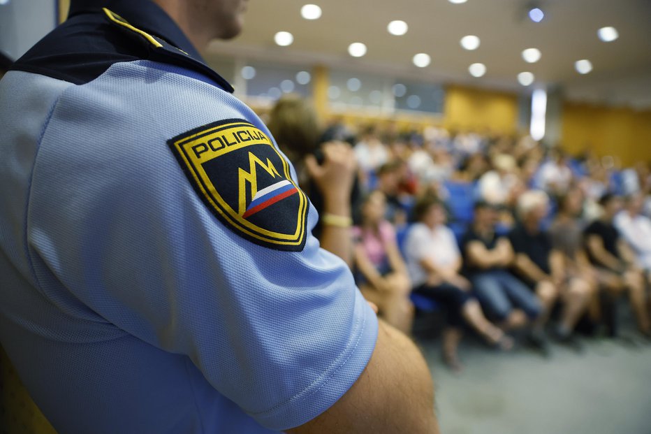 Fotografija: Predstavitev policijskega poklica in šolanja z vodenim ogledom Policijske akademije. Ljubljana, 6. avgust 2024. FOTO: Leon Vidic/delo