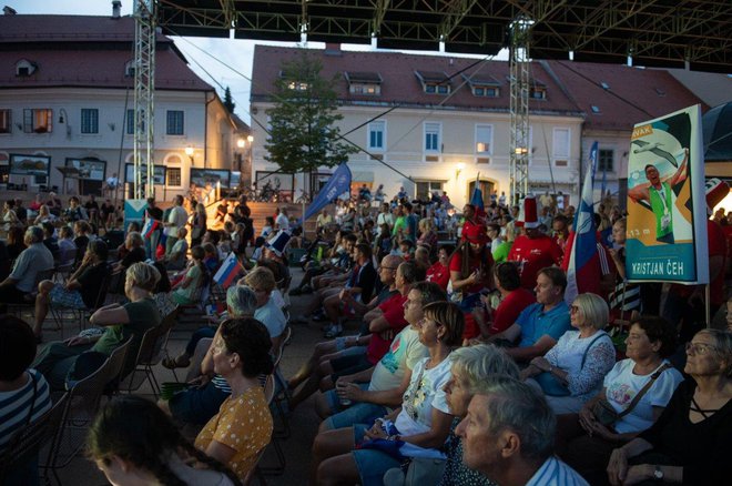 Ptujčani so stiskali pesti za odličnega športnika. FOTO: O. B.