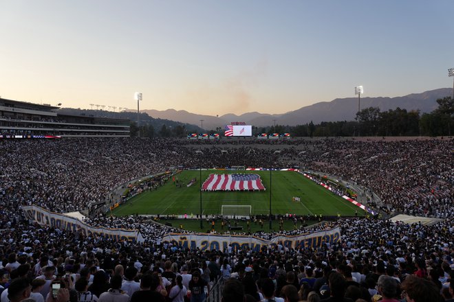 Največji stadion v Los Angelesu je Rose Bowl v Pasadeni. FOTO: Kirby Lee/USA TODAY Sports/Reuters