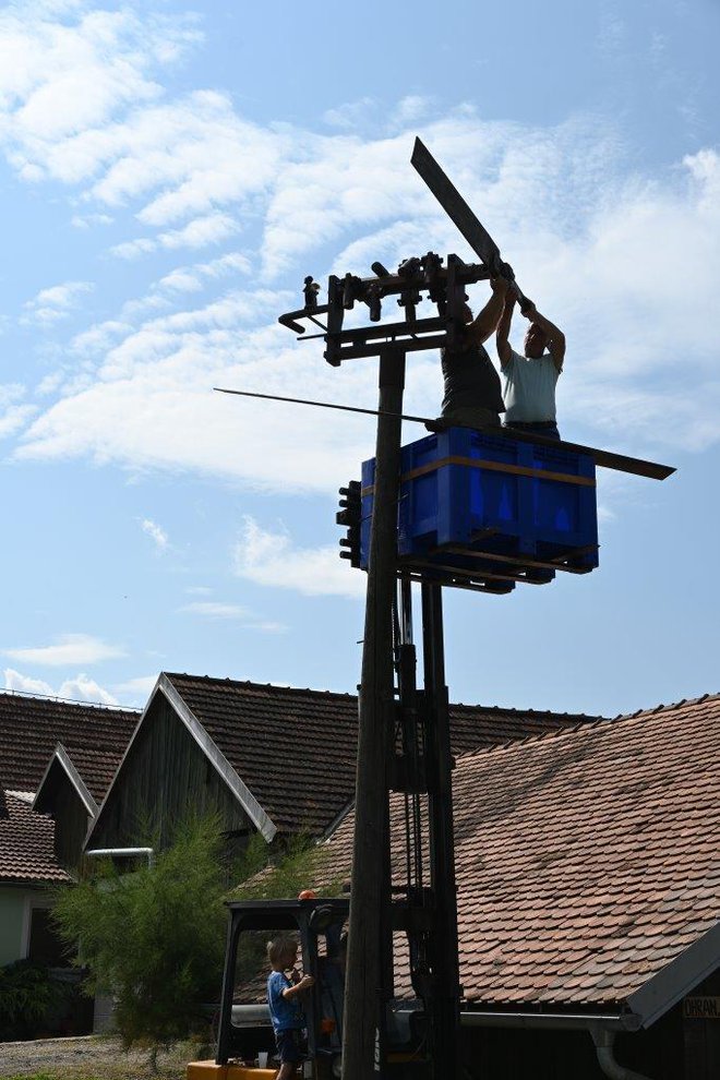 Na Fleisingerjevi vinogradniški kmetiji že klopota. FOTO: Ludvik Kramberger