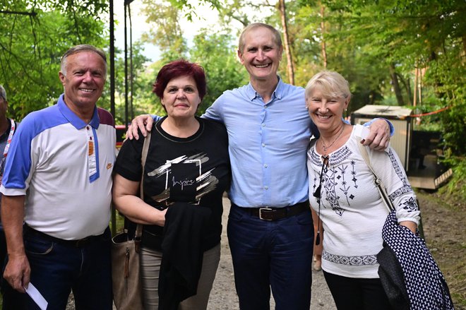 Ljubo Germič, predsednik Strelske zveze Slovenije, s soprogo in prijatelji