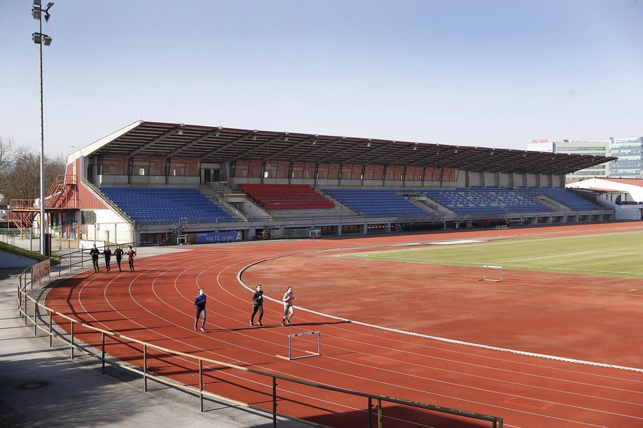 Fotografija: Atletski stadion Žak, Ljubljana. FOTO: Leon Vidic/delo