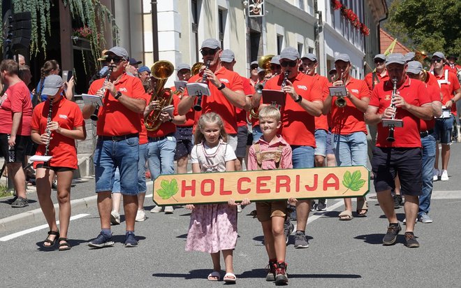 Godba na pihala je korakala na čelu povorke. FOTO: Vid Jakop