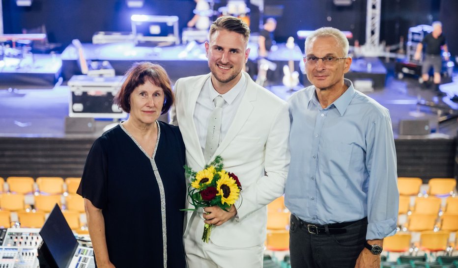 Fotografija: Koncert so izjemno čustveno doživljali tudi njegovi starši.