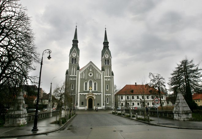 Cerkev sv. Janeza Krstnika v Ljubljani, znana tudi kot trnovska cerkev. FOTO: Dejan Javornik