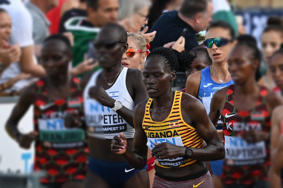 Fotografija: Rebecco Cheptegei iz Ugande naj bi partner zažgal, ker ni sprejel selitve. FOTO: Reuters