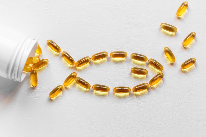 Maščobne kisline omega-3 vplivajo na strjevanje krvi, zato velja previdnost pri prehranskih dopolnilih. FOTO: Itakdalee/Getty Images