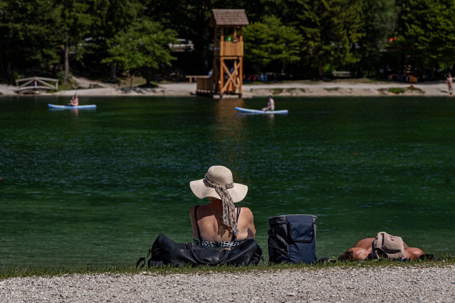 Fotografija: Jezero Jasna, 31. 8. 2024 (fotke otrok z dovoljenjem staršev) FOTO: Voranc Vogel