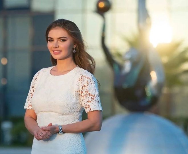 Alina Kabajeva. Olimpijska ritmična gimnastičarka in ljubica Vladimirja Putina, skupaj naj bi imela skrivaj dva otroka. FOTO: Zajem Zaslona Instagram