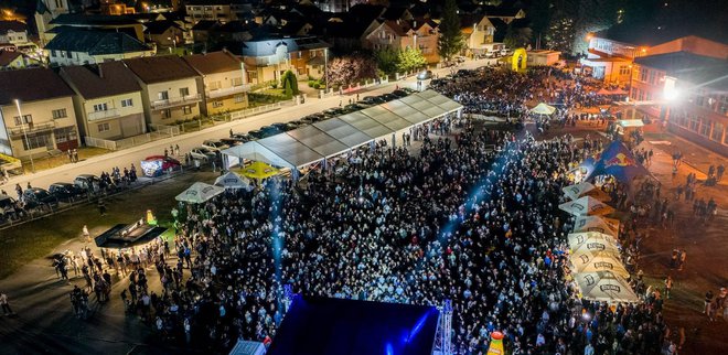 Nastopili so tudi pred 5000 motoristi. FOTO: osebni arhiv