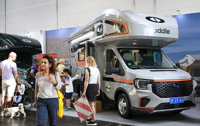 Deddle RV naj bi svoje avtodome po cesti pripeljal iz Kitajske. FOTO: Caravan Salon/Messe Düsseldorf