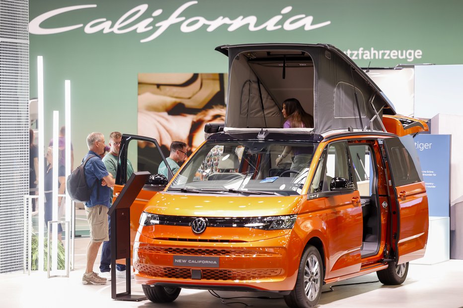 Fotografija: Volkswagen california je pripravljen v novi izvedbi. FOTO: Caravan Salon/Messe Düsseldorf