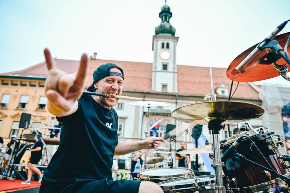 Fotografija: Marko Soršak - Soki je priznal, da je za to, da je postal bobnar, kriv Terminator. FOTO: MP PRODUKCIJA/PIGAC.SI