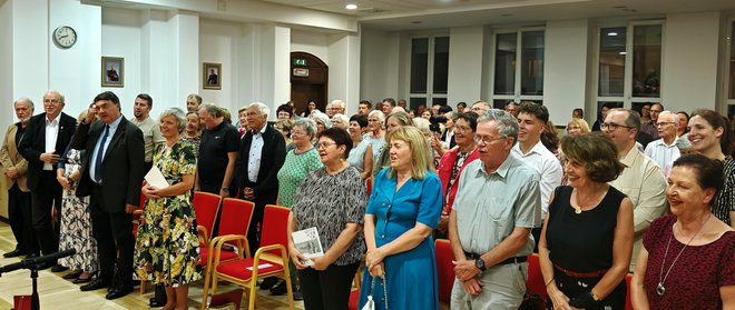 Zdravica zbranega občinstva FOTO: Celjska Mohorjeva družba