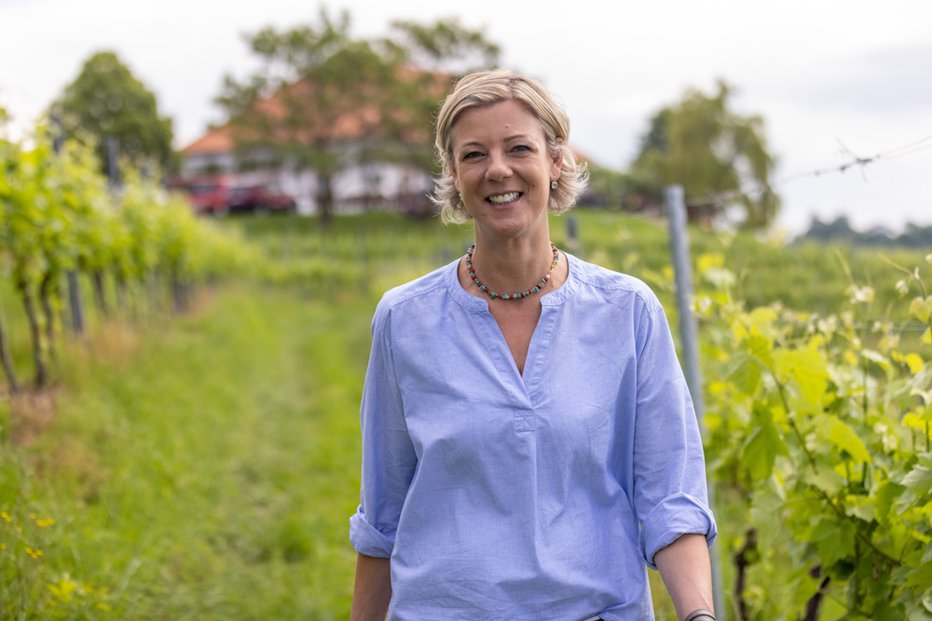 Fotografija: Tatjana Puklavec je ponosna na priznanja in sodelavce. FOTO: Oste Bakal