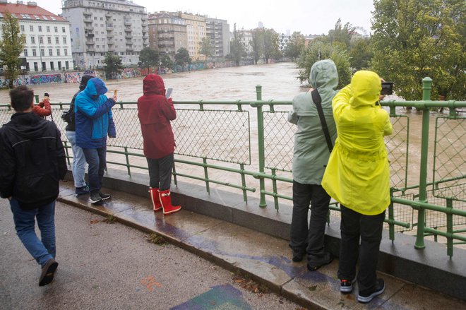 Poplave pri severnih sosedih.  FOTO: Alex Halada Afp