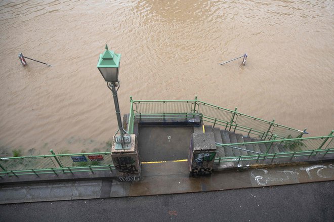 Poplave pri severnih sosedih.  FOTO: Alex Halada Afp